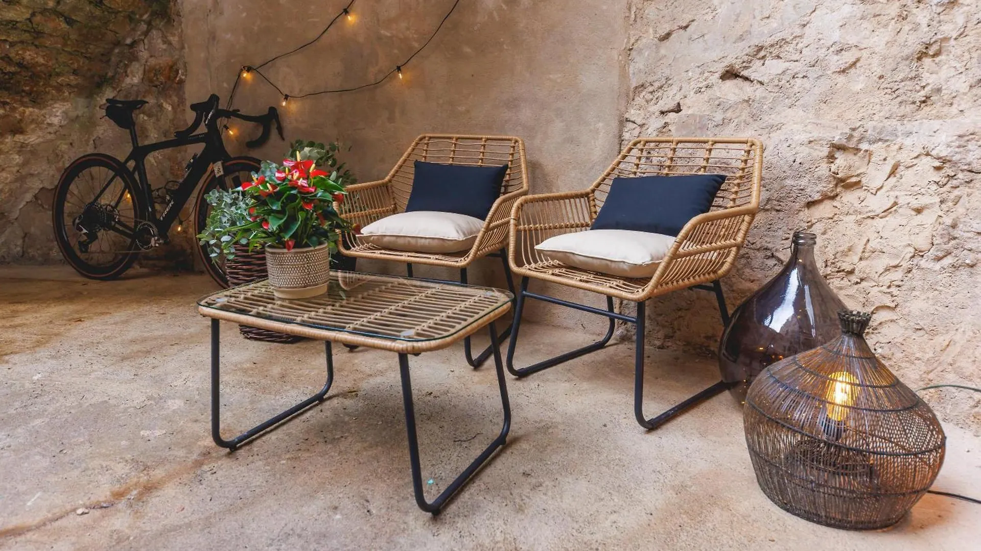 Bravissimo Llebre Duplex, With Patio Διαμέρισμα Χιρόνα