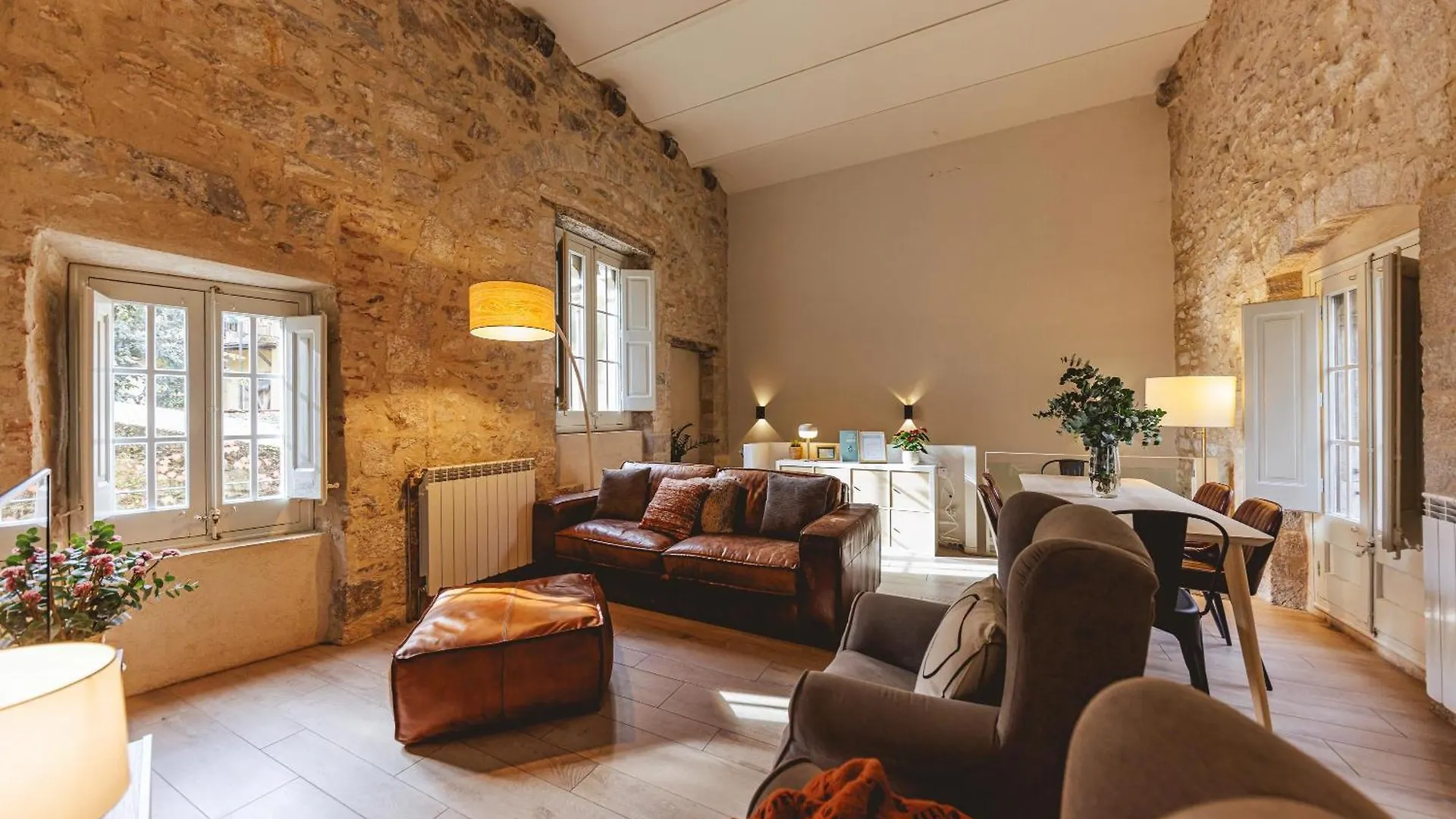 Bravissimo Llebre Duplex, With Patio Διαμέρισμα Χιρόνα