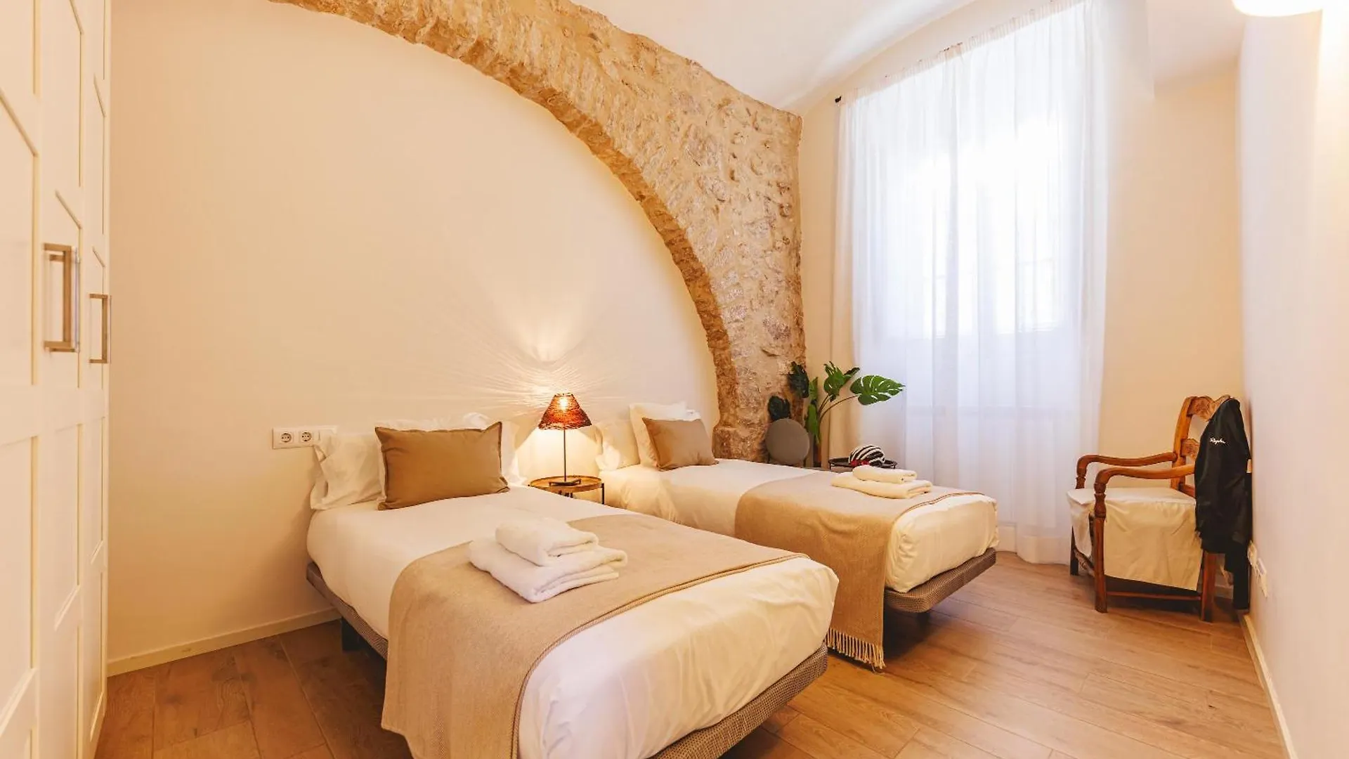 Bravissimo Llebre Duplex, With Patio Appartement Gerona Spanje
